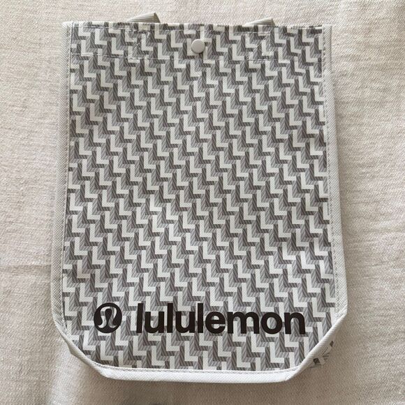 Lululemon Reusable Shopping Bag Small - Picture 2 of 4